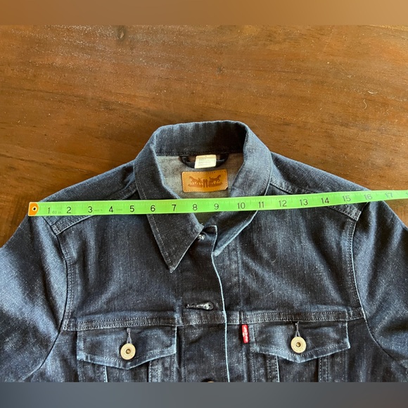Dark Denim Levi’s jeans jacket - Picture 8 of 10